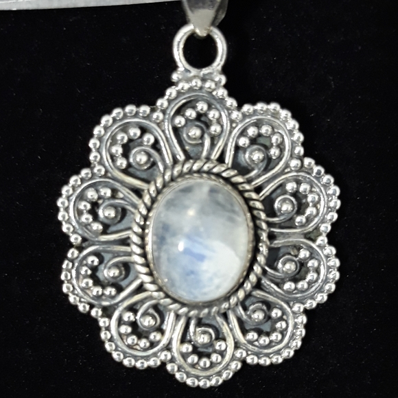 Handmade Rainbow Moonstone Pendant - Picture 4 of 4